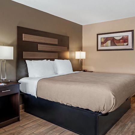 Quality Inn & Suites New Boston Εξωτερικό φωτογραφία