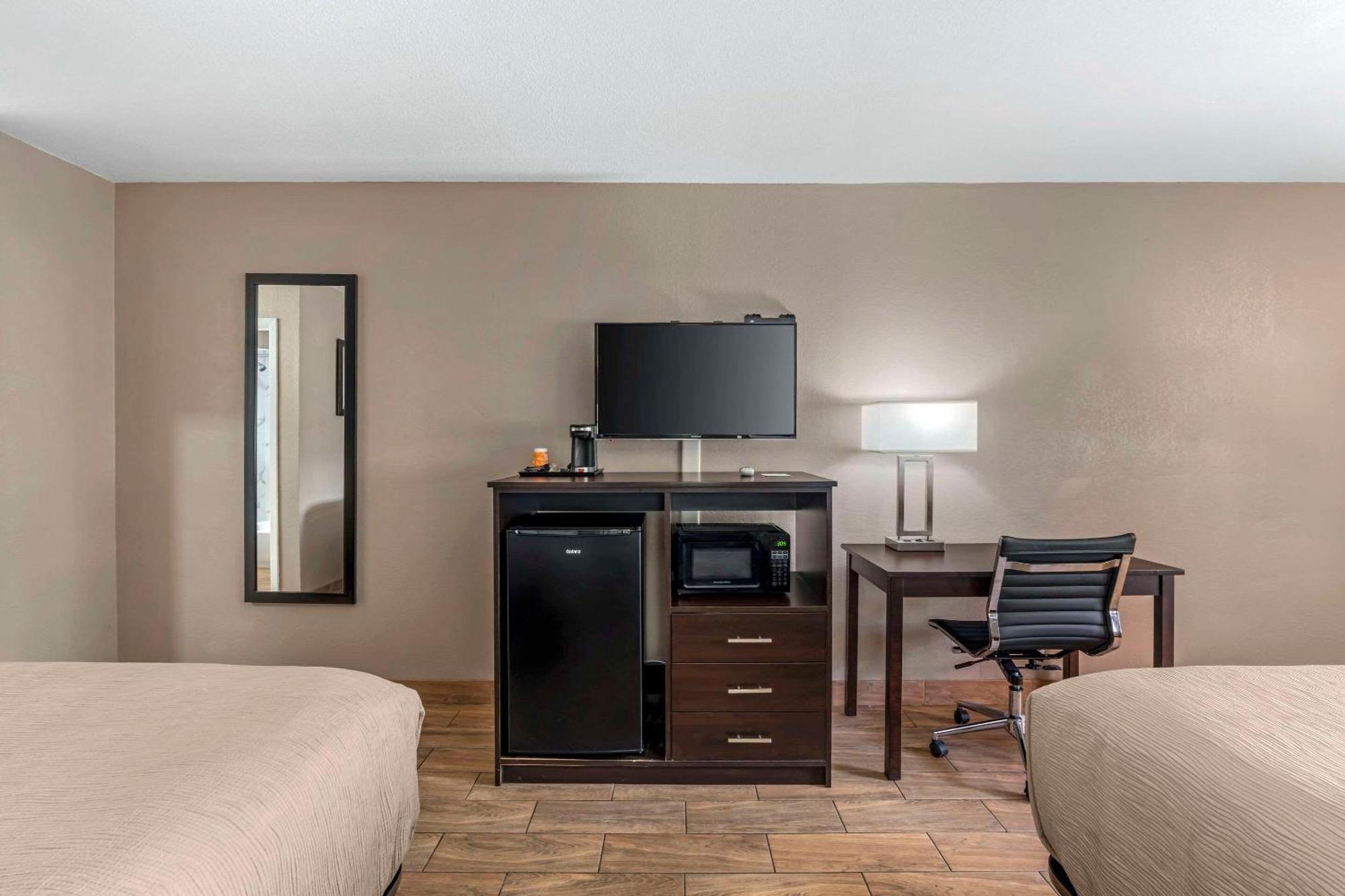 Quality Inn & Suites New Boston Εξωτερικό φωτογραφία