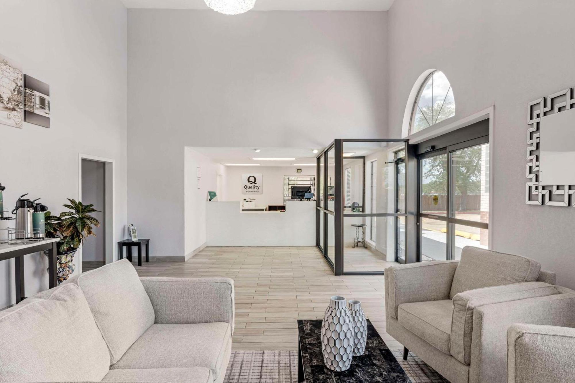Quality Inn & Suites New Boston Εξωτερικό φωτογραφία