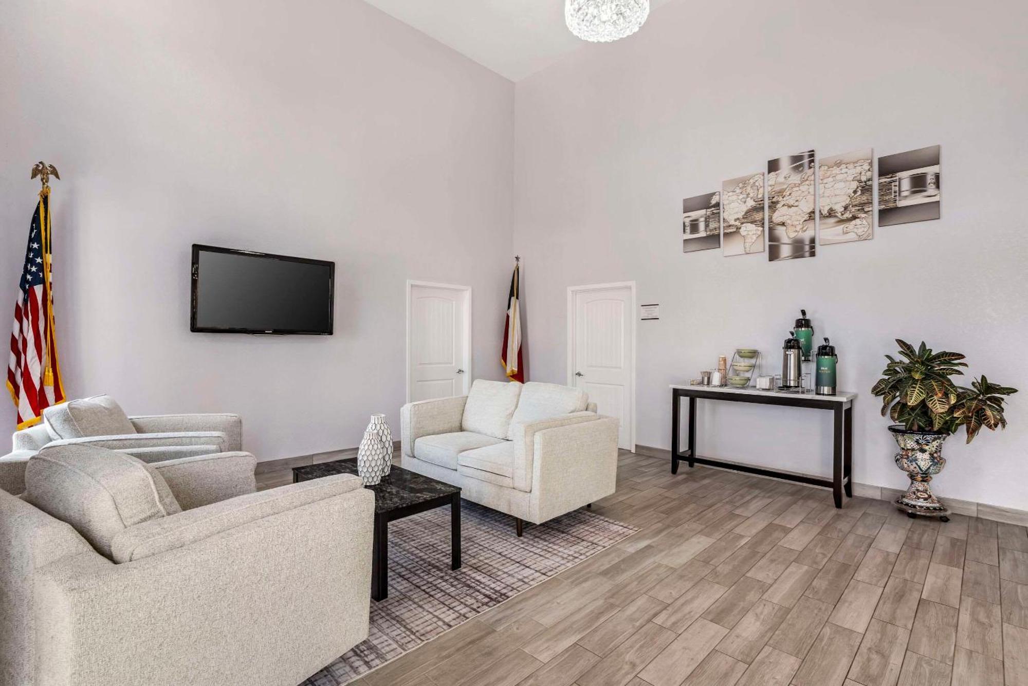 Quality Inn & Suites New Boston Εξωτερικό φωτογραφία