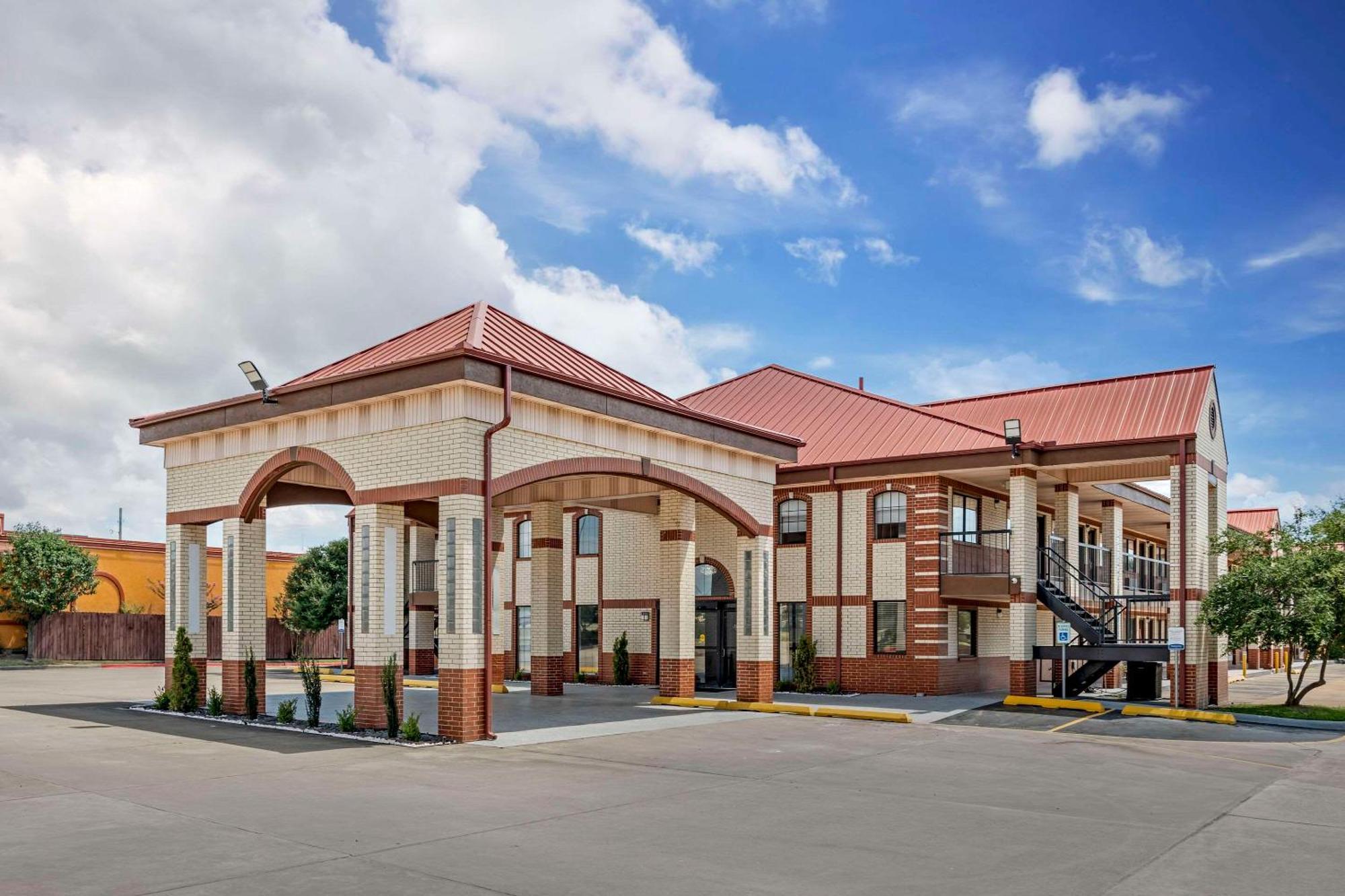 Quality Inn & Suites New Boston Εξωτερικό φωτογραφία